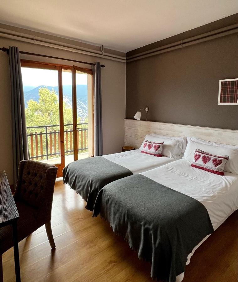 Hostal Pedraforca Saldes Exterior photo